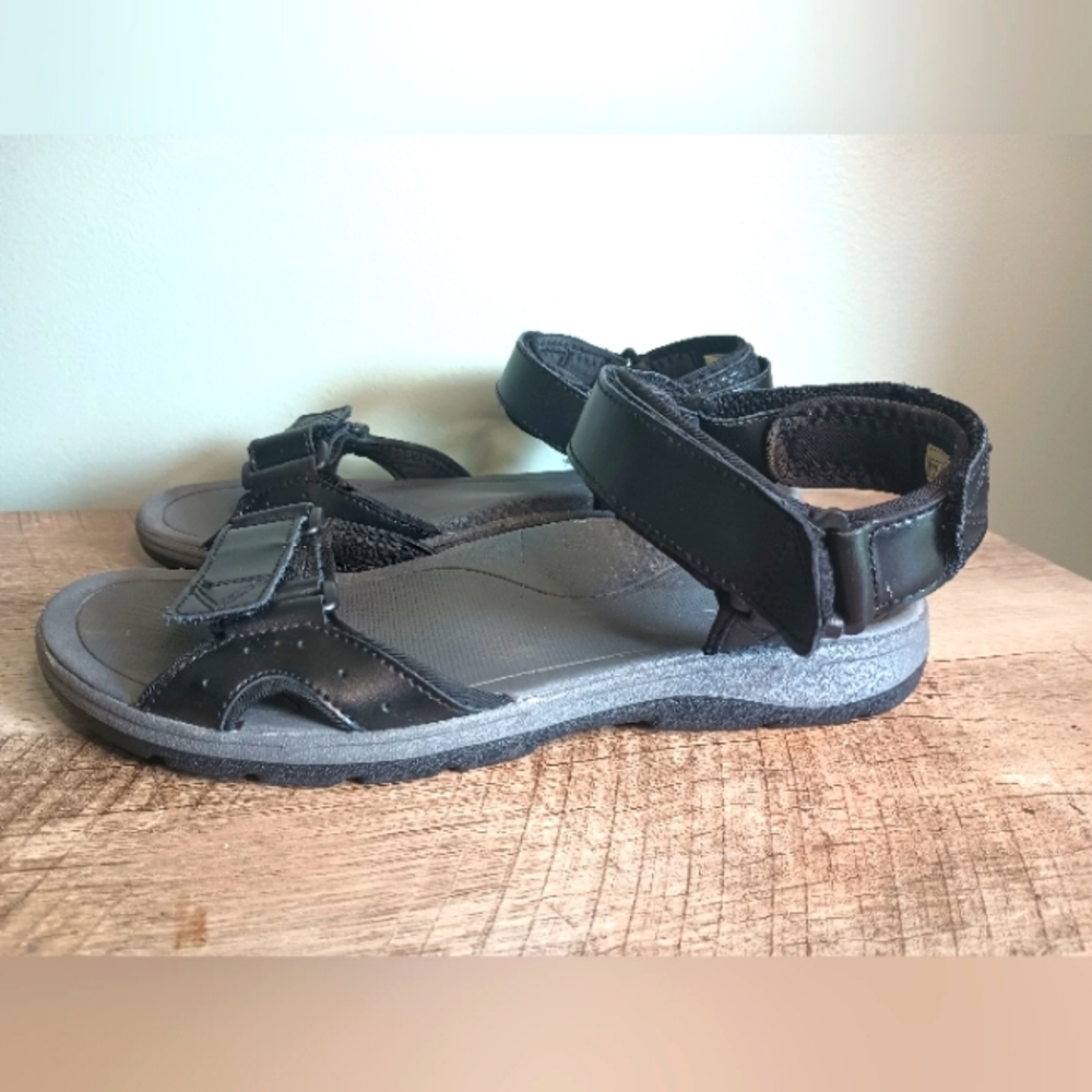 Vionic Mens Canoe Leo Sandals 8 Black Leather Ankle Strap Comfort Athleisure